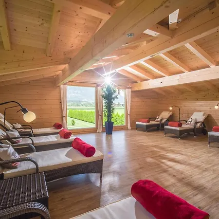 ホテル Cafe-zillertal